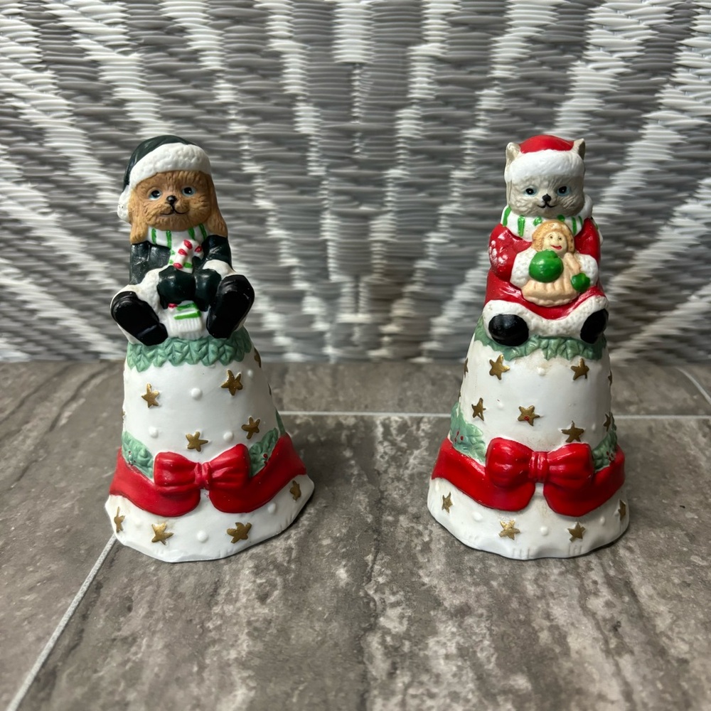 Vintage Readers Digest Christmas Bells Dog Cat Figurines Holiday Decor w Box